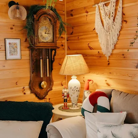 Prázdninový dům Dom Zielarki Z Widokiem Na Jezioro, Sauna, Balia