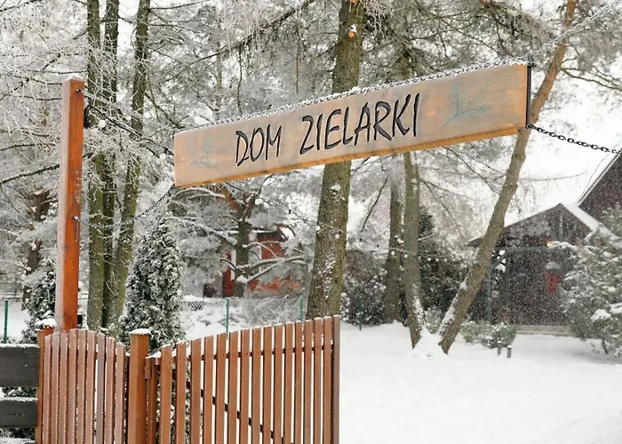 Dom Zielarki Z Widokiem Na Jezioro, Sauna, Balia Holiday home Zuromino